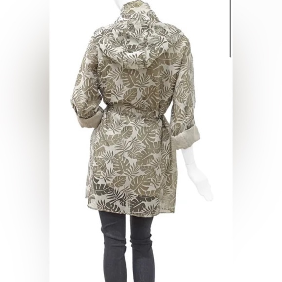 Amanda Green Light Spring Jacket - Picture 1 of 5